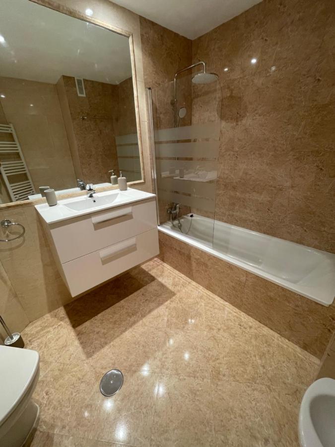 Arizonica Suites Chamartin Madrid Esterno foto